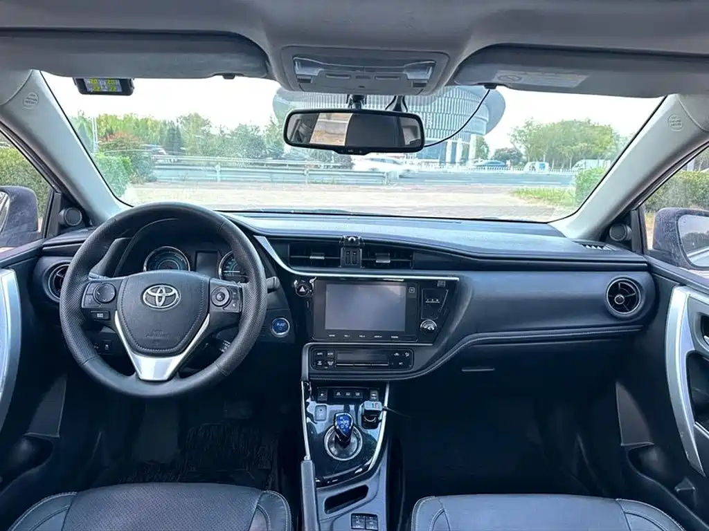 Toyota Corolla — миниатюра 9