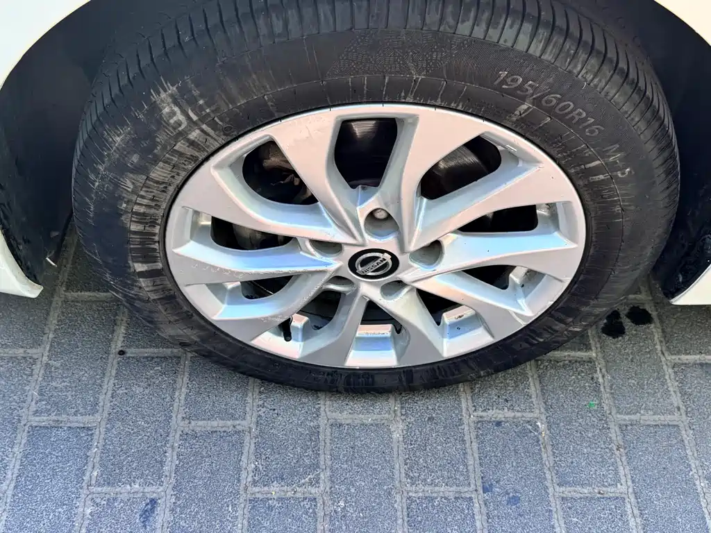 Nissan Sylphy 2019 1.6XV CVT Premium VI