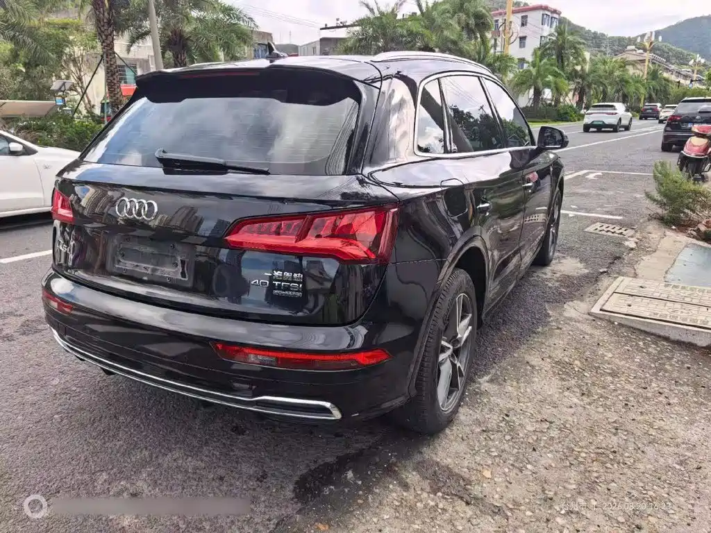 Audi Q5L — миниатюра 7