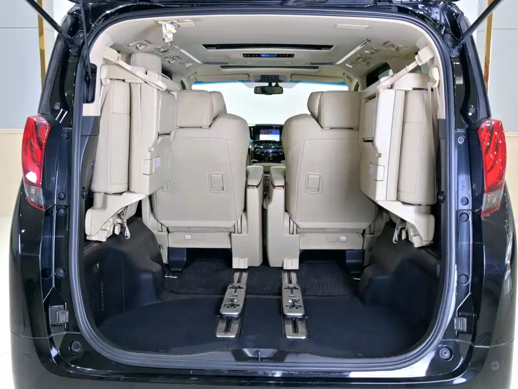 Toyota Alphard — фотографии объявления, Фото 30