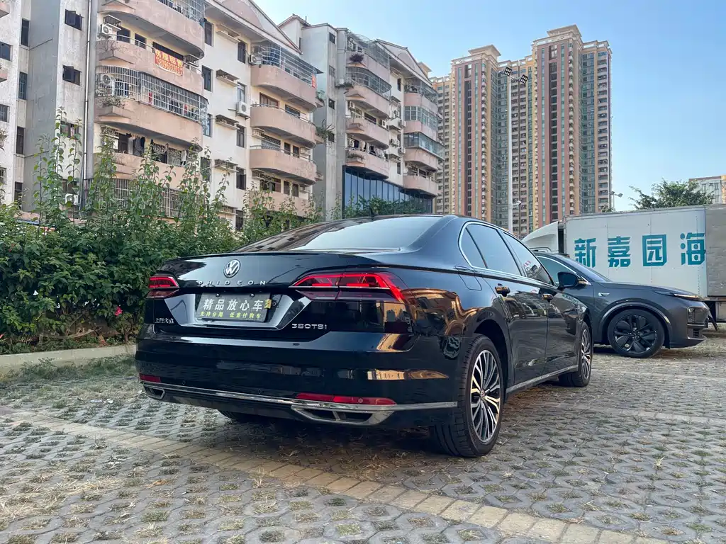 Volkswagen Phideon — миниатюра 6