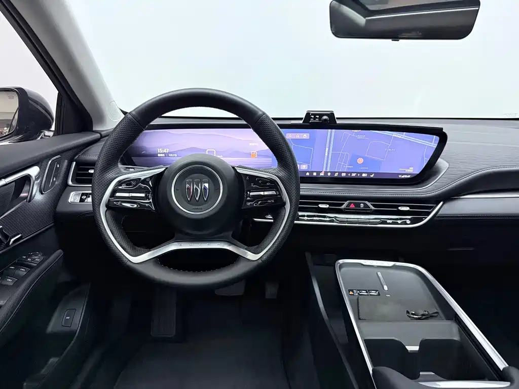 Buick LaCrosse — миниатюра 10