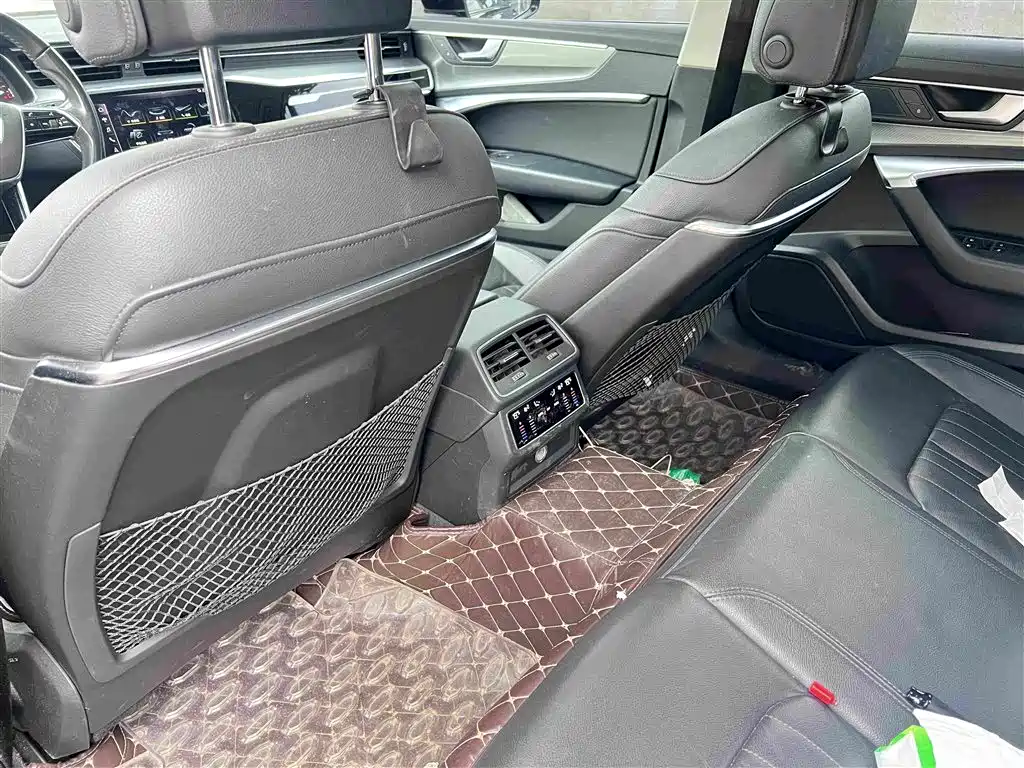Audi A6L — миниатюра 6