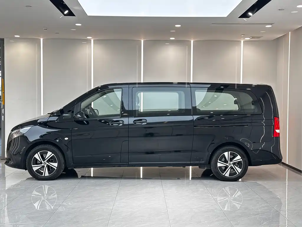 Mercedes-Benz Vito — миниатюра 4