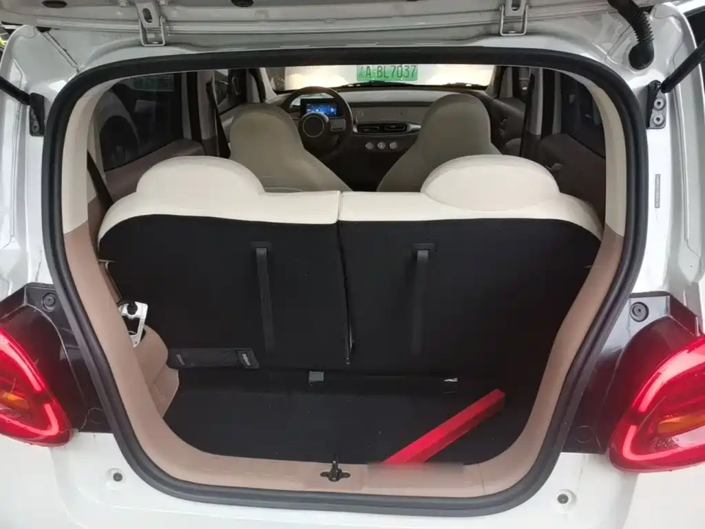 Wuling MINIEV — миниатюра 19