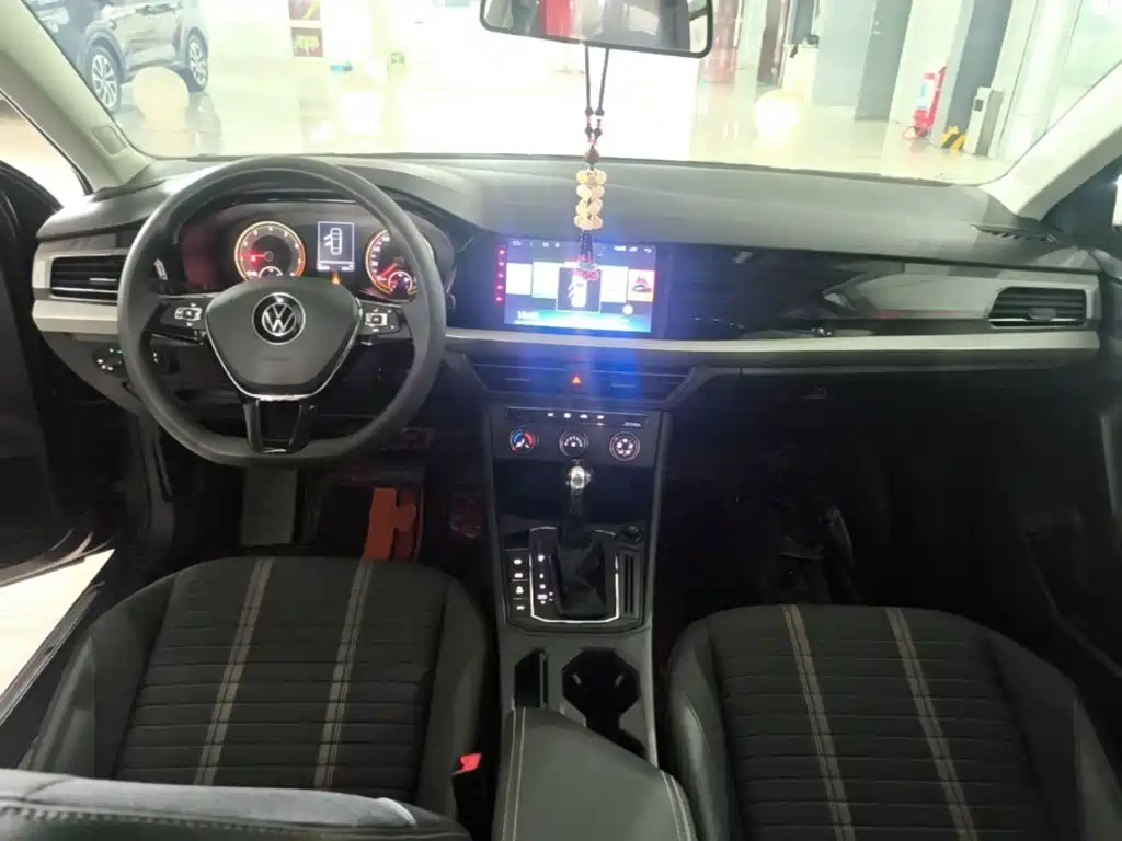 Volkswagen Lavida — миниатюра 10
