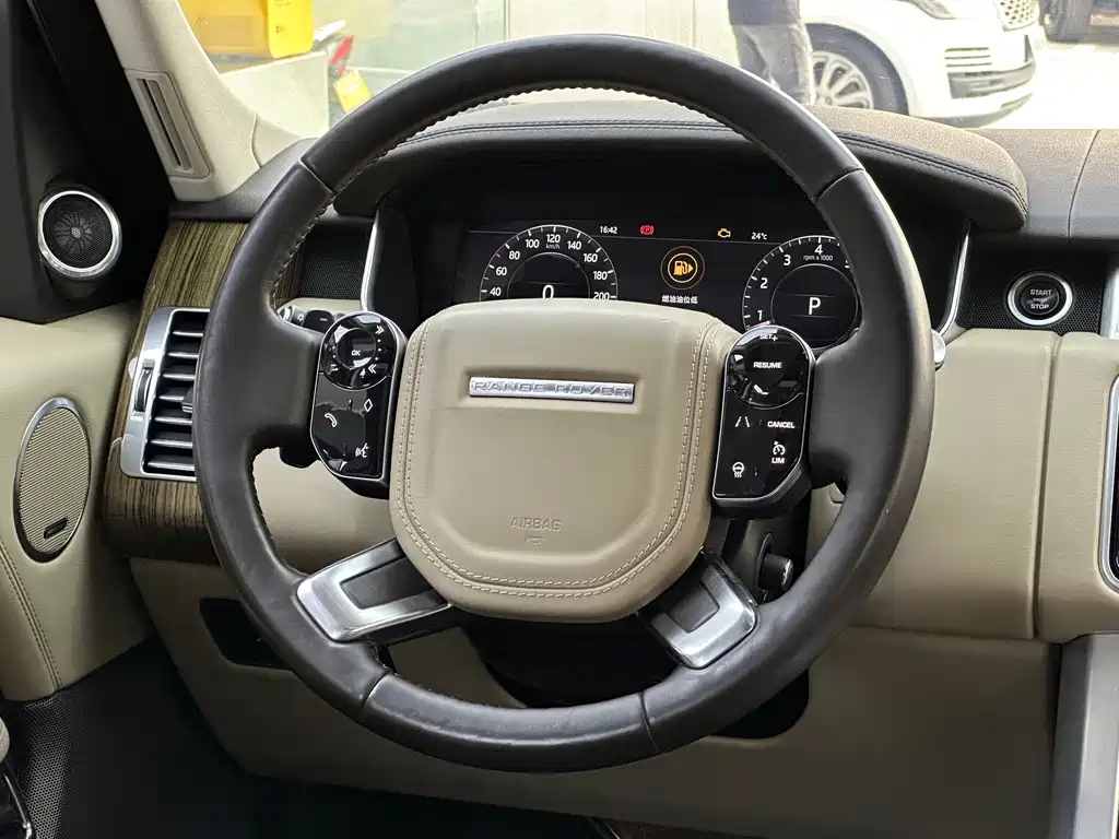 Land Rover Range Rover 2018 3.0 SC V6 Vogue Long Wheelbase