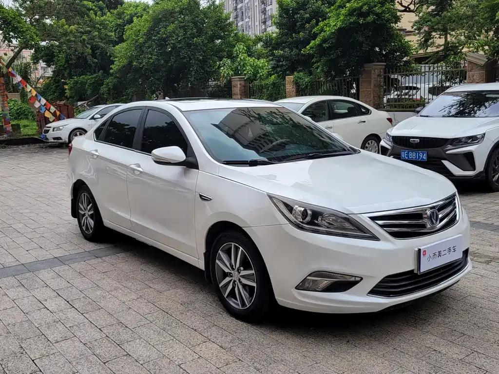 Changan Eado — миниатюра 3
