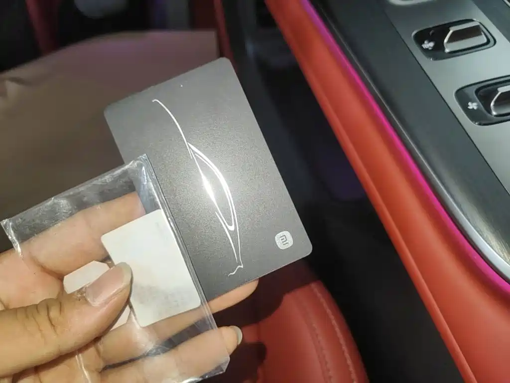 Xiaomi SU7 — миниатюра 9