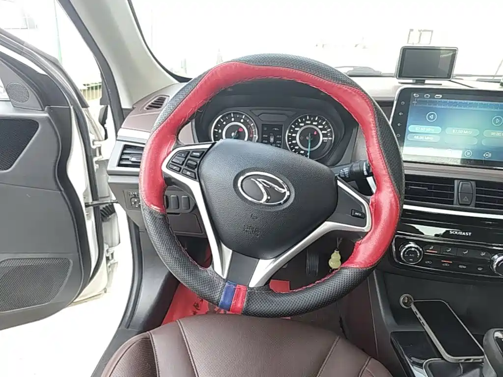 Soueast A5 Yiwu — миниатюра 11
