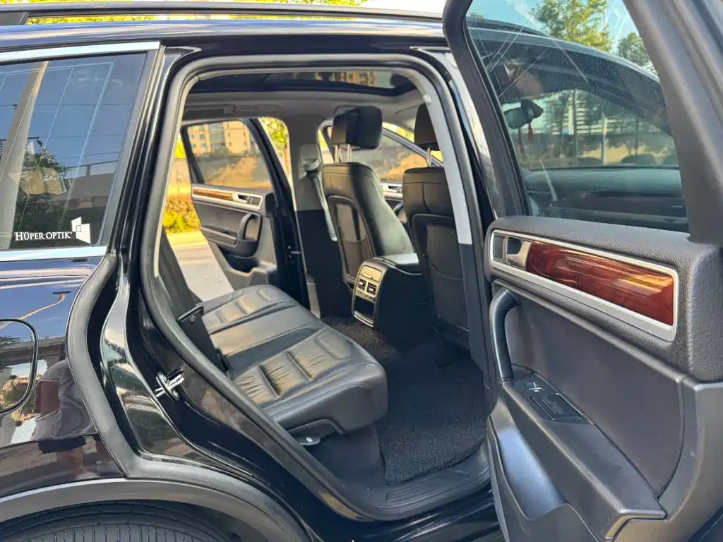 Volkswagen Touareg — миниатюра 12