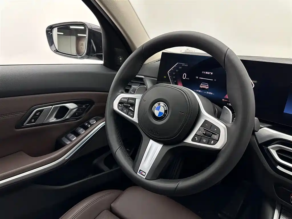 BMW 3 Series 3 2023 325Li M Sport