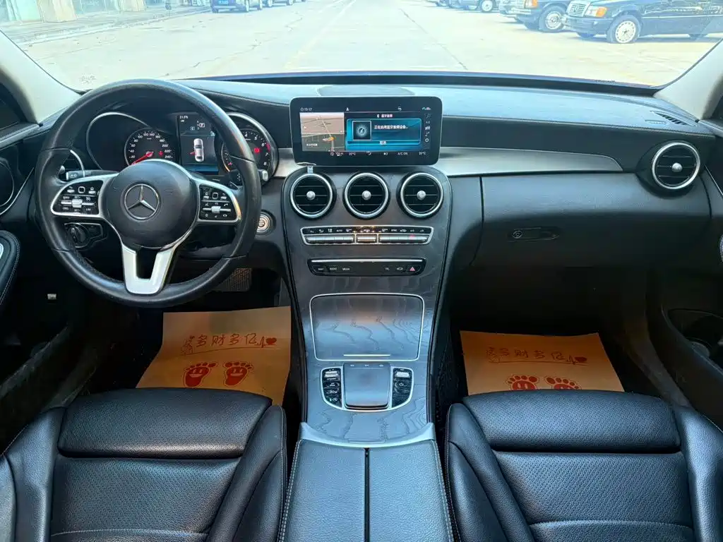 Mercedes-Benz C-Class — миниатюра 8