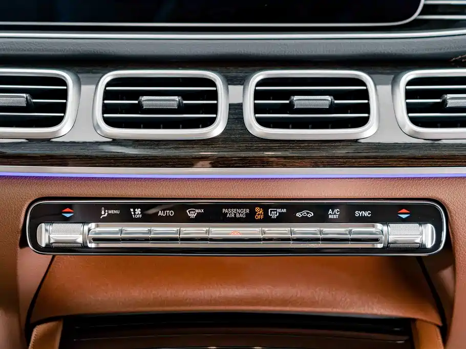 Mercedes-Benz GLE (Import) — миниатюра 13