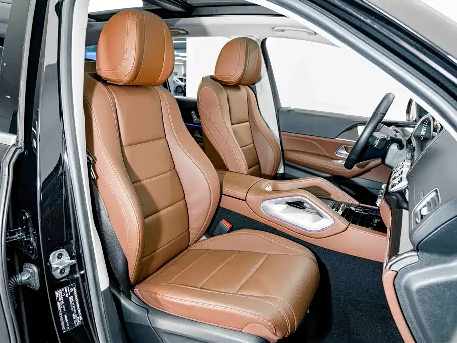Mercedes-Benz GLE (Import) — миниатюра 19