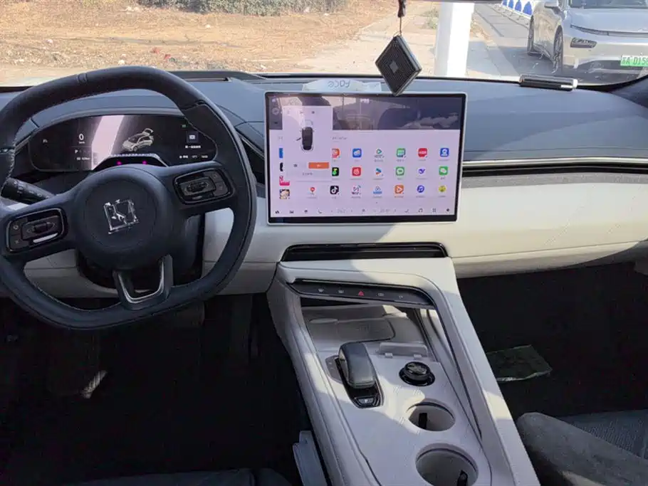 ZEEKR EXTREME KRYPTON 001