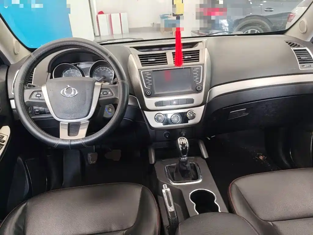 Geely GX7 — миниатюра 10