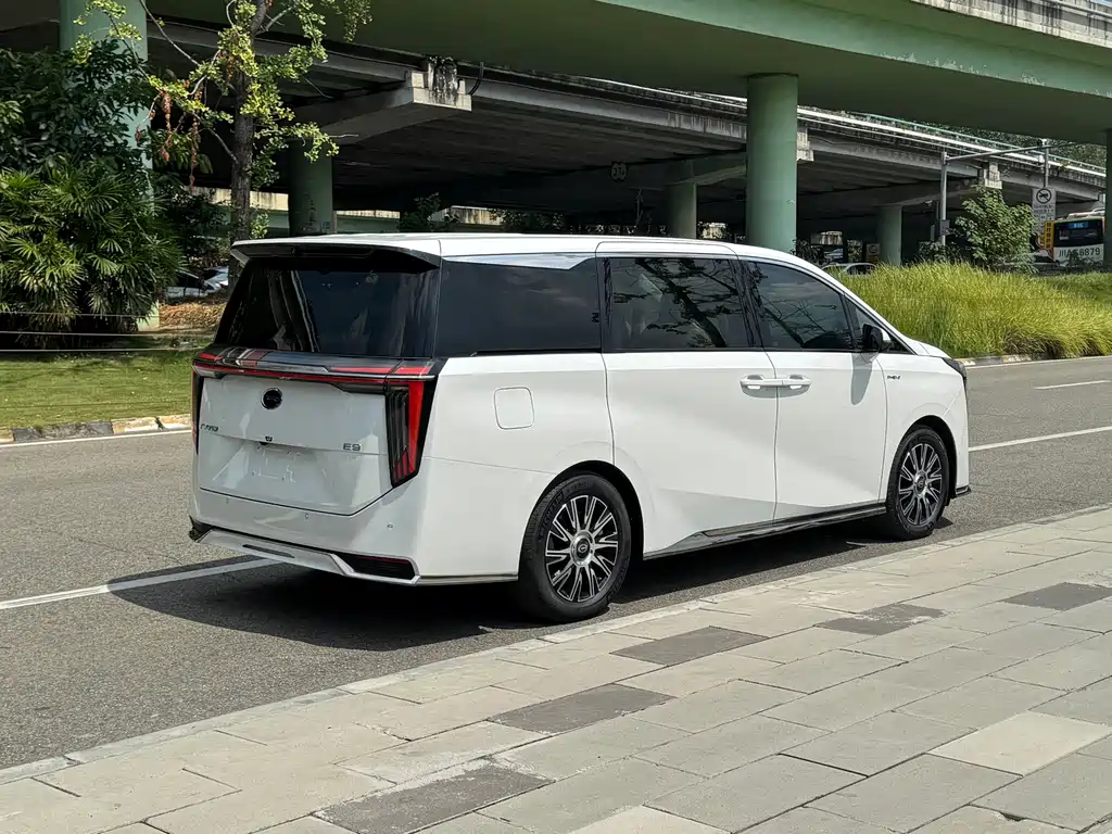GAC Motor Trumpchi E9 — миниатюра 5