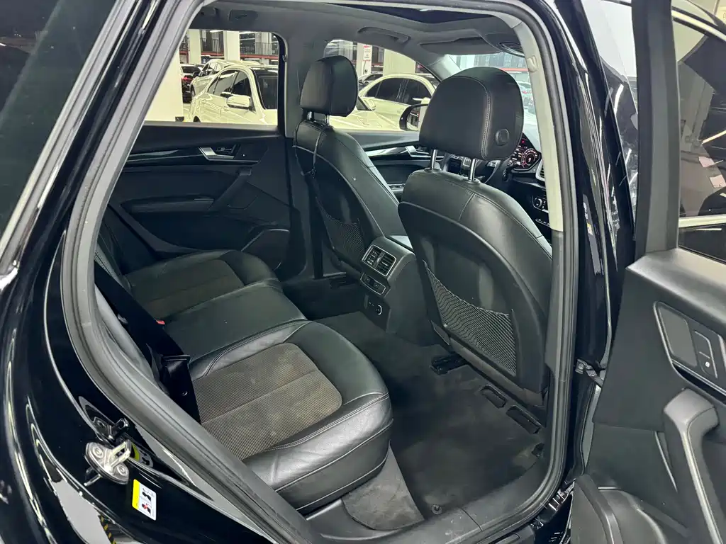 Audi Q5L — миниатюра 9
