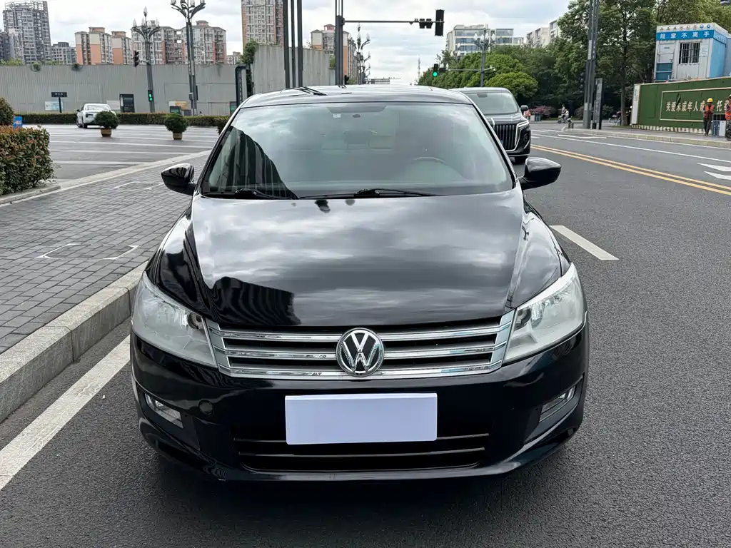 Volkswagen Santana — миниатюра 12