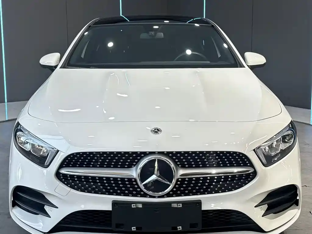Mercedes-Benz A-Class — миниатюра 2