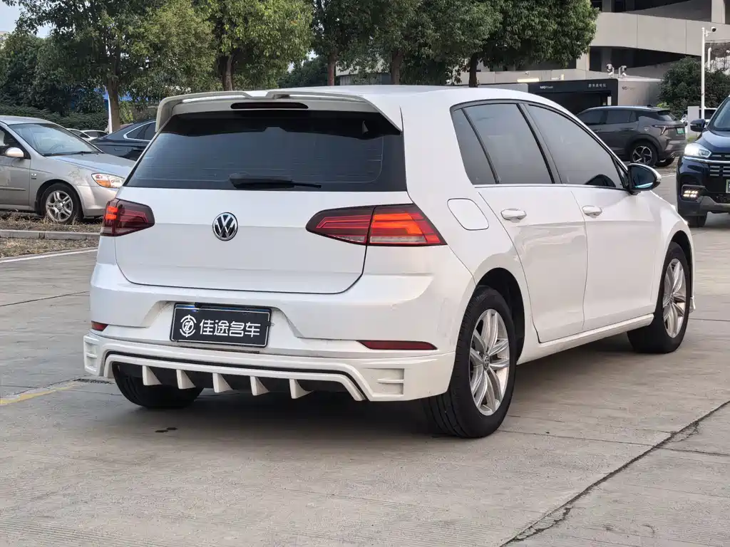 Volkswagen Golf — миниатюра 13