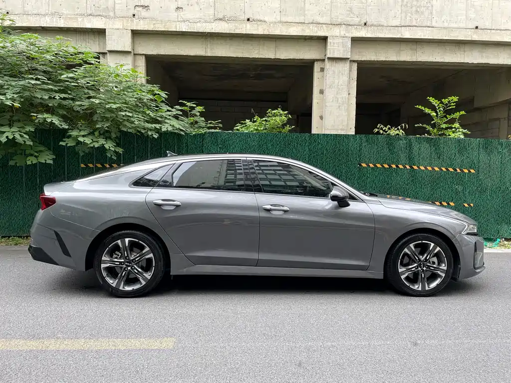Kia K5 — миниатюра 5