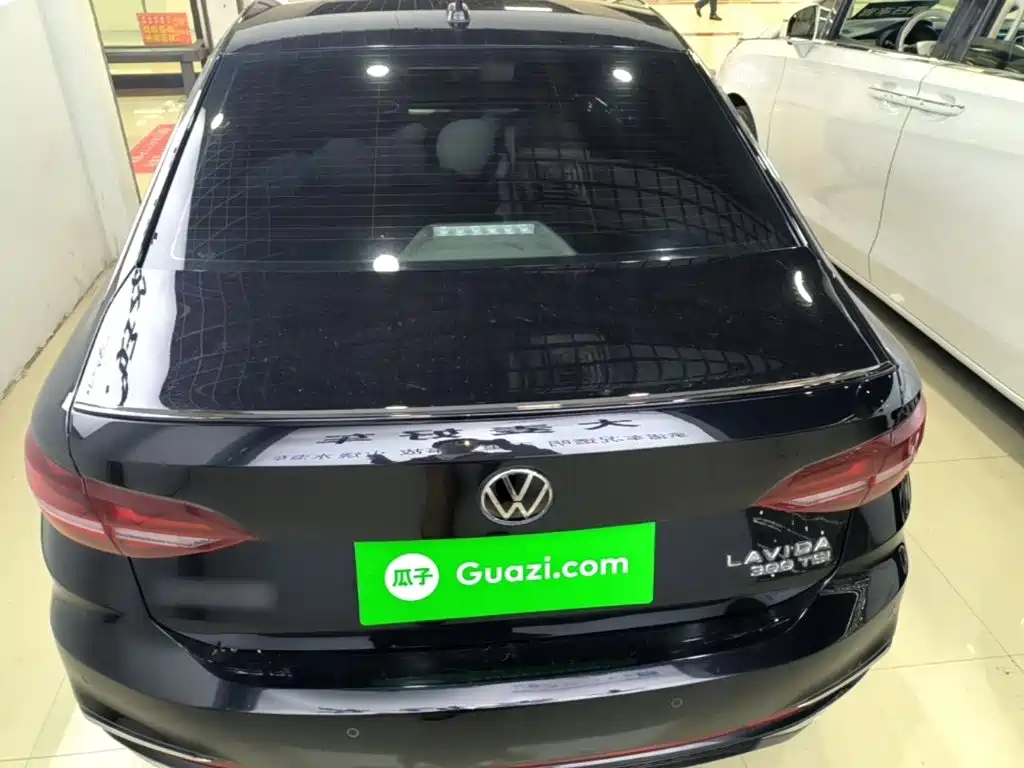 Volkswagen Lavida — миниатюра 6