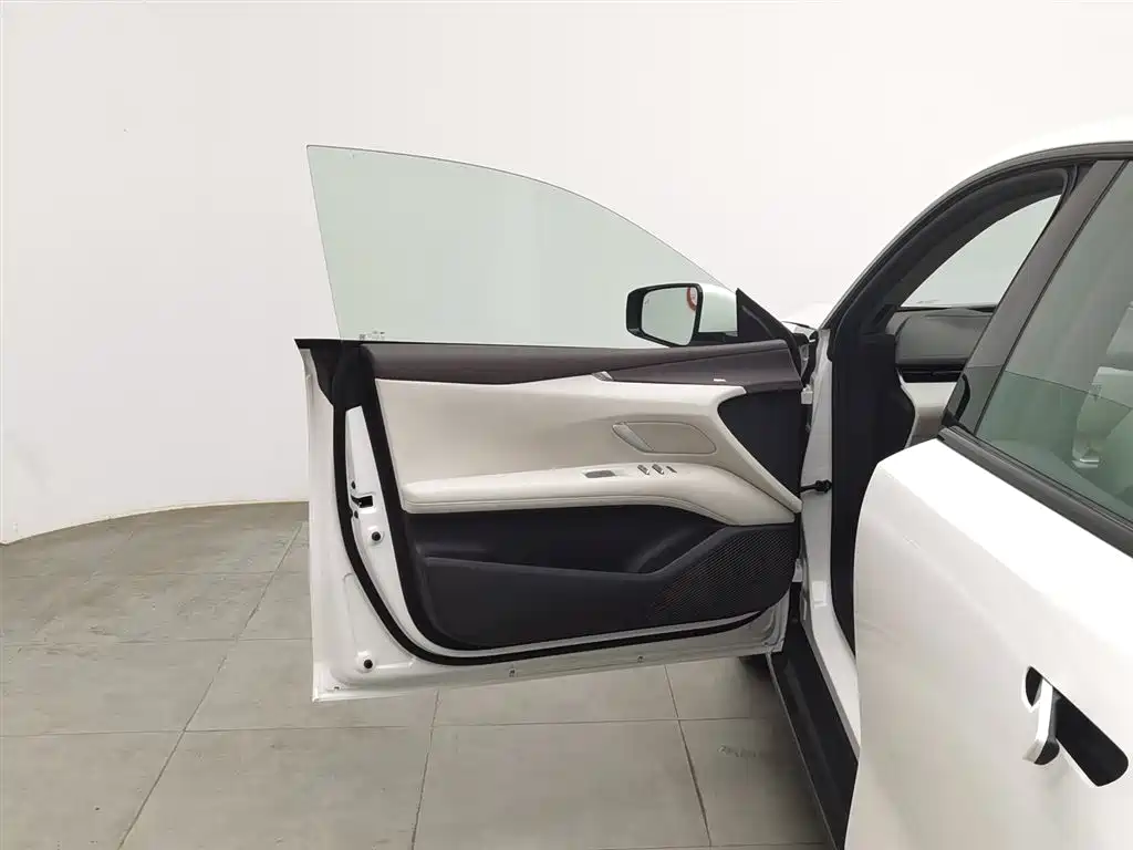 Changan Deepal DARK BLUE L07