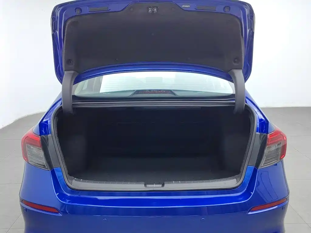 Honda Civic — миниатюра 16