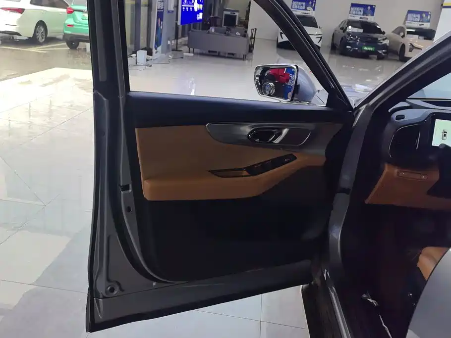 GAC Motor Trumpchi ES9 — миниатюра 7