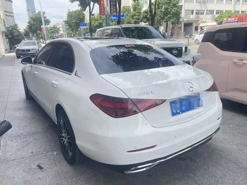 Mercedes-Benz C-Class — миниатюра 4