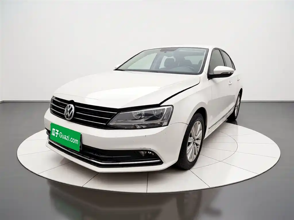 Volkswagen Sagitar 2016
