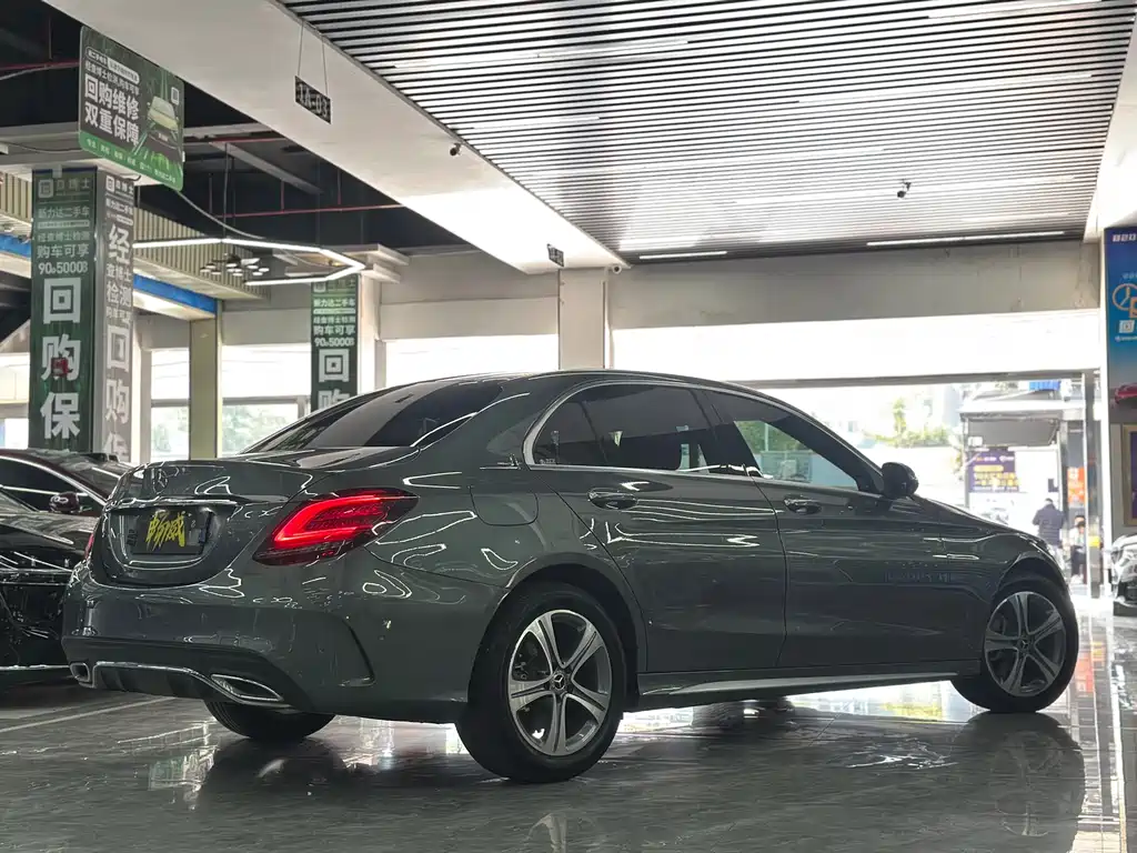 MERCEDES-BENZ C CLASS