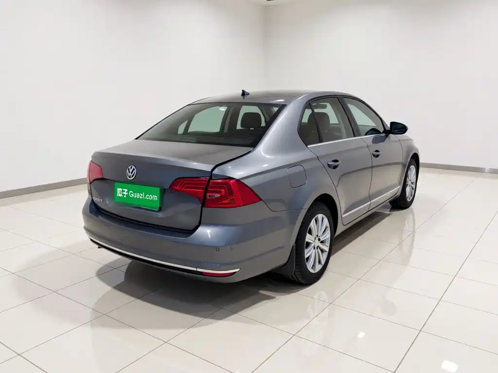 Volkswagen Bora — миниатюра 4