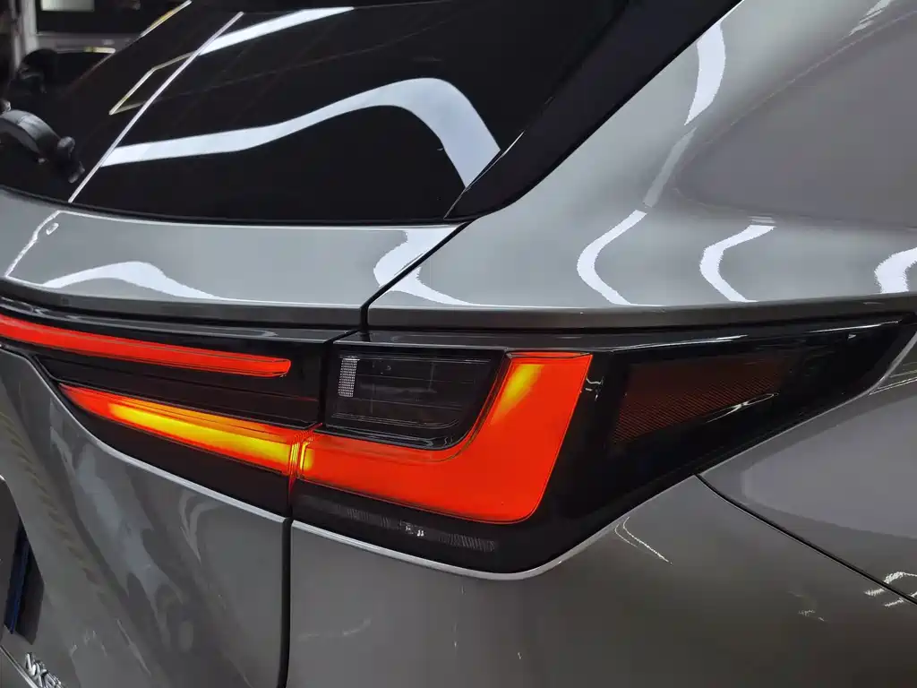 Lexus NX — миниатюра 35