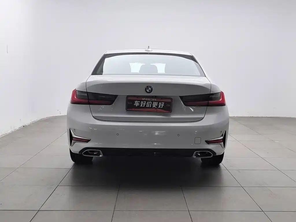 BMW 3 Series — миниатюра 4