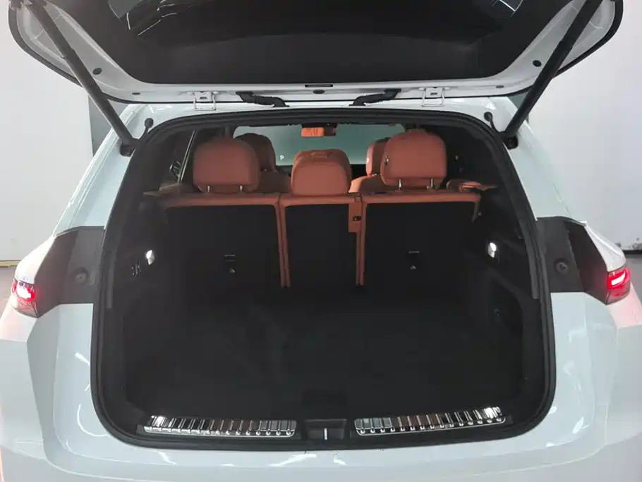 Li Auto Li L7 — миниатюра 4