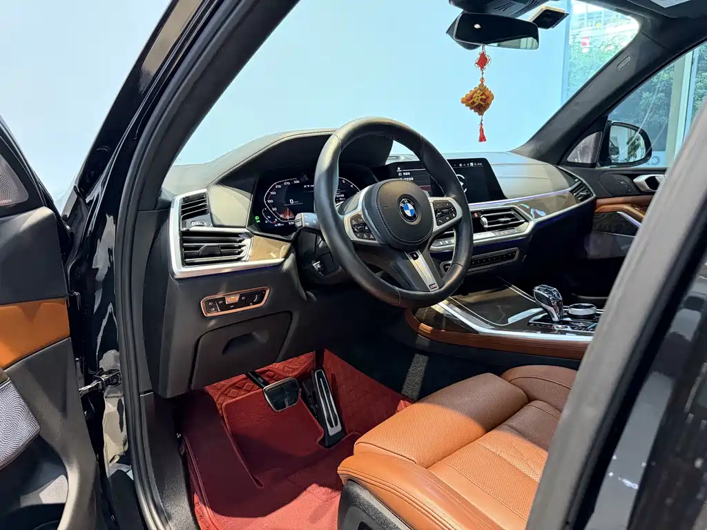 BMW X7 2022 xDrive40i Premium M Sport