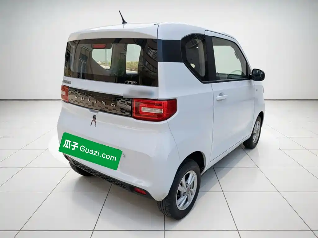 Wuling MINIEV — миниатюра 4