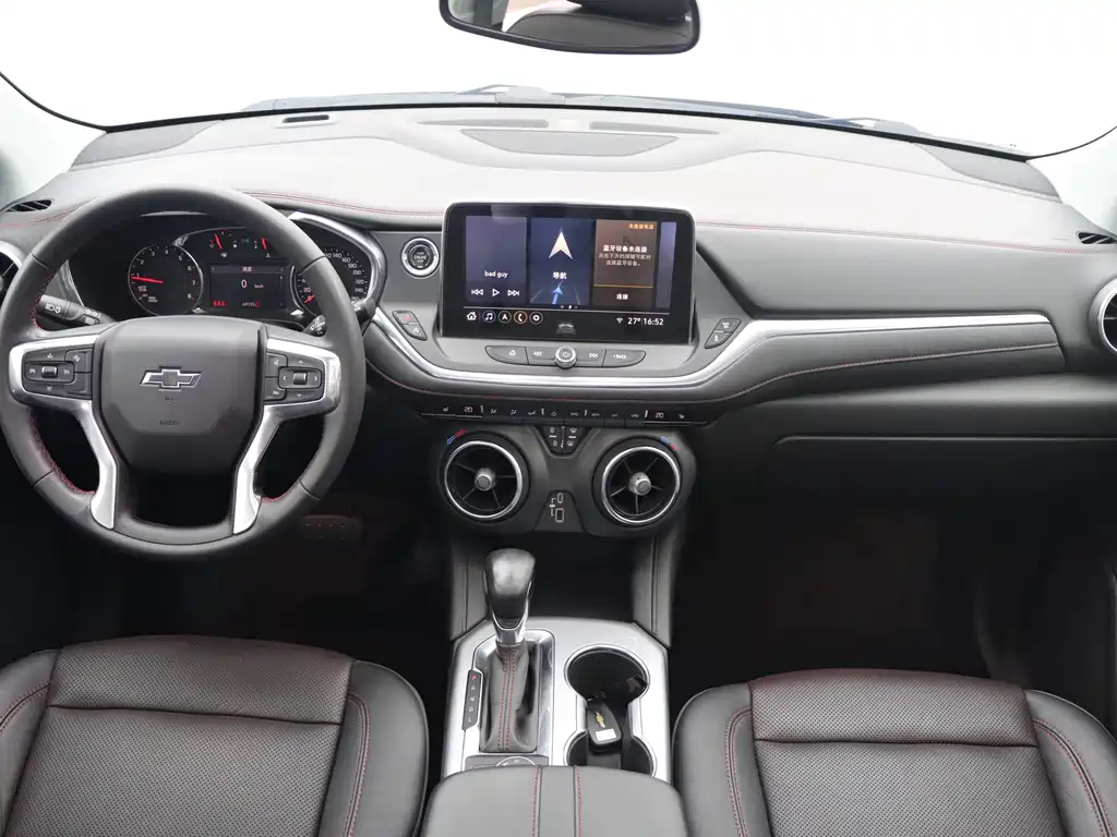 Chevrolet Blazer — миниатюра 19
