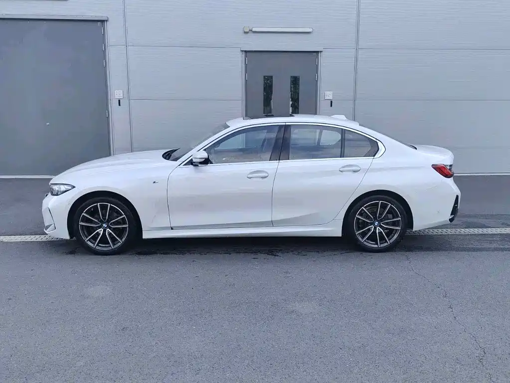 BMW 3 Series — миниатюра 6
