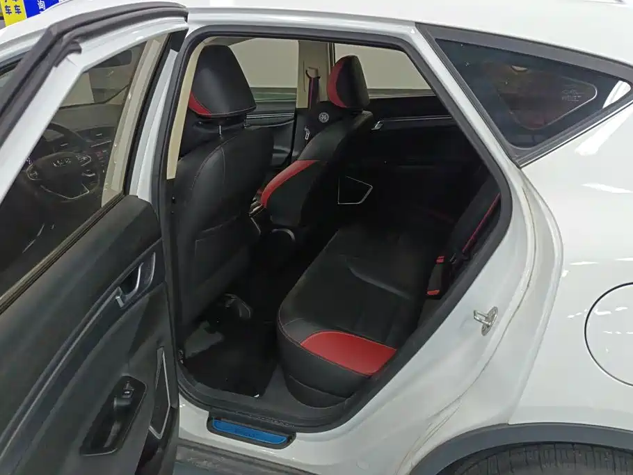 Geely Emgrand GS — миниатюра 11