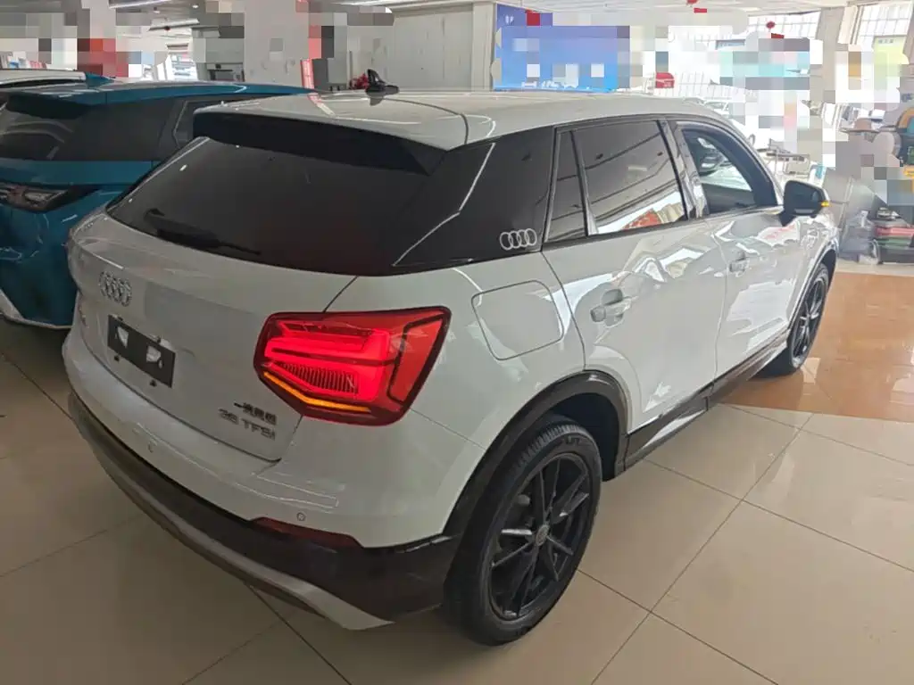 Audi Q2L — миниатюра 7
