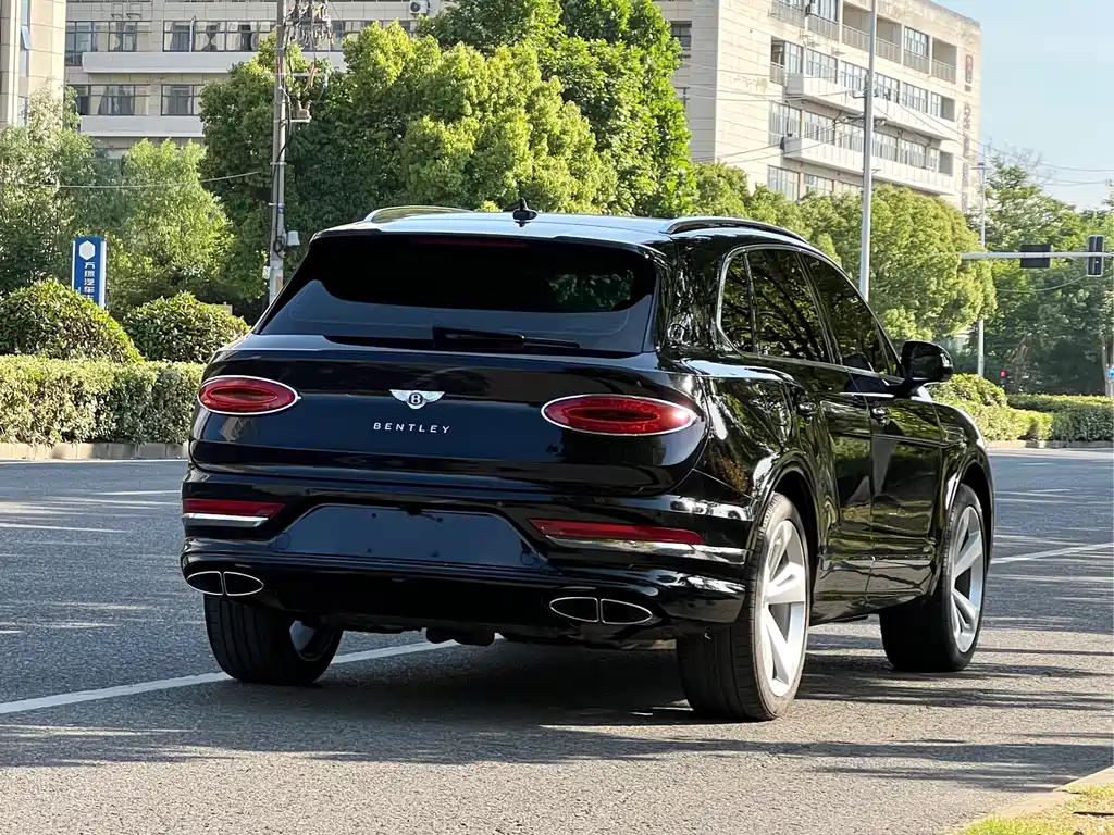 Bentley Bentayga 2021 4.0T V8