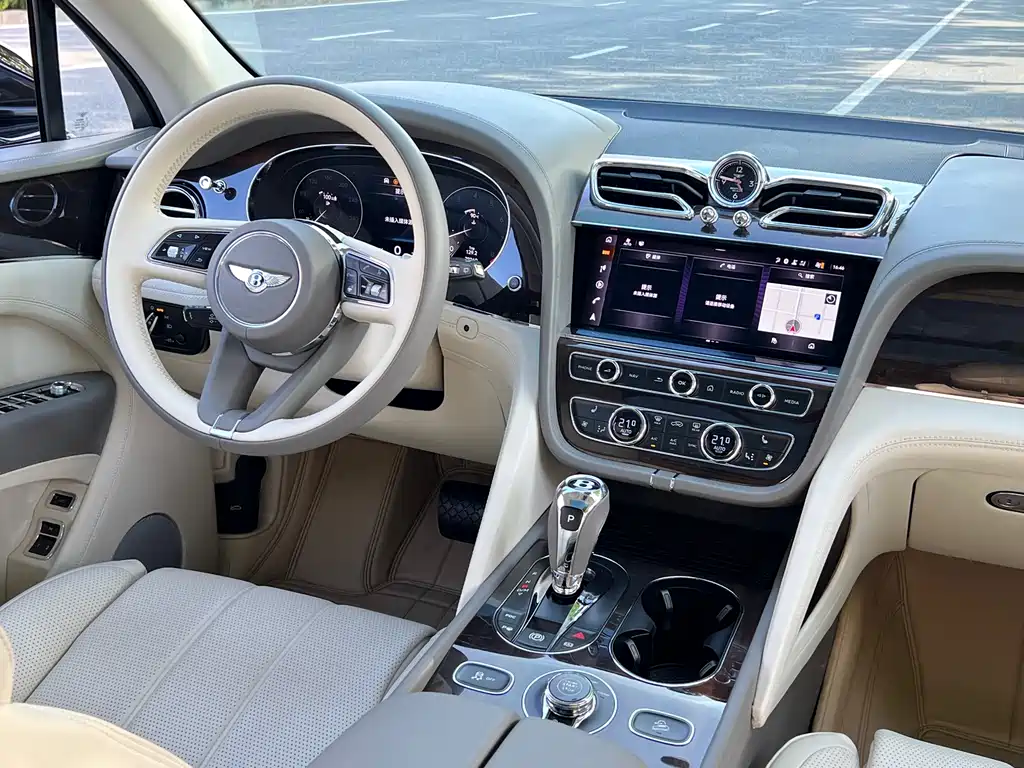 Bentley Bentayga 2021 4.0T V8