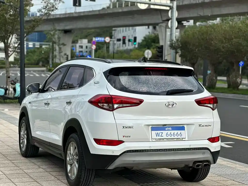 Hyundai Tucson — миниатюра 7