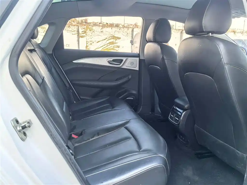 Roewe i6 MAX — фотографии объявления, Фото 18