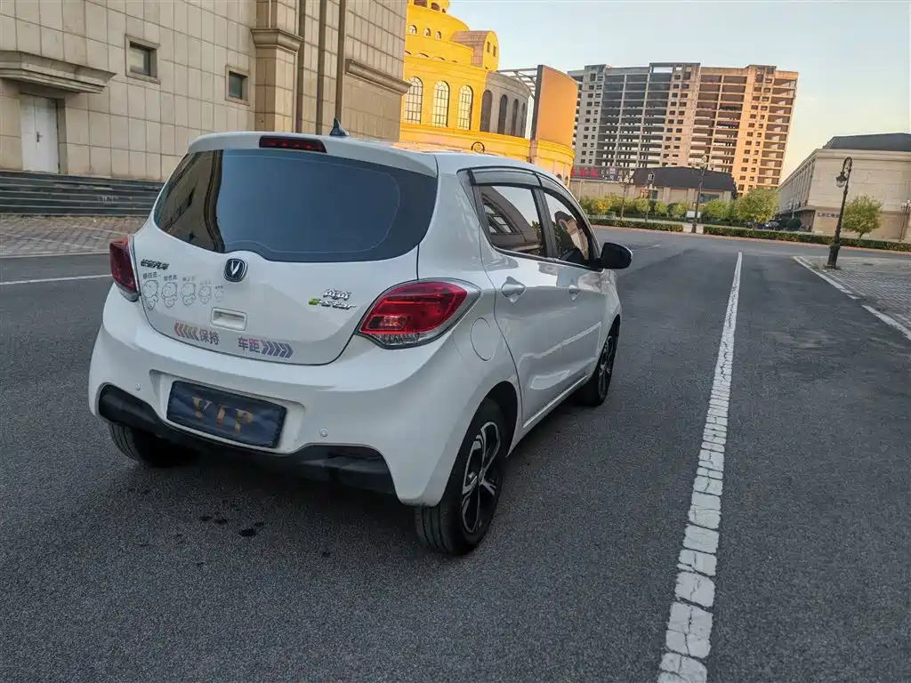 Changan Benben E-Star — миниатюра 16