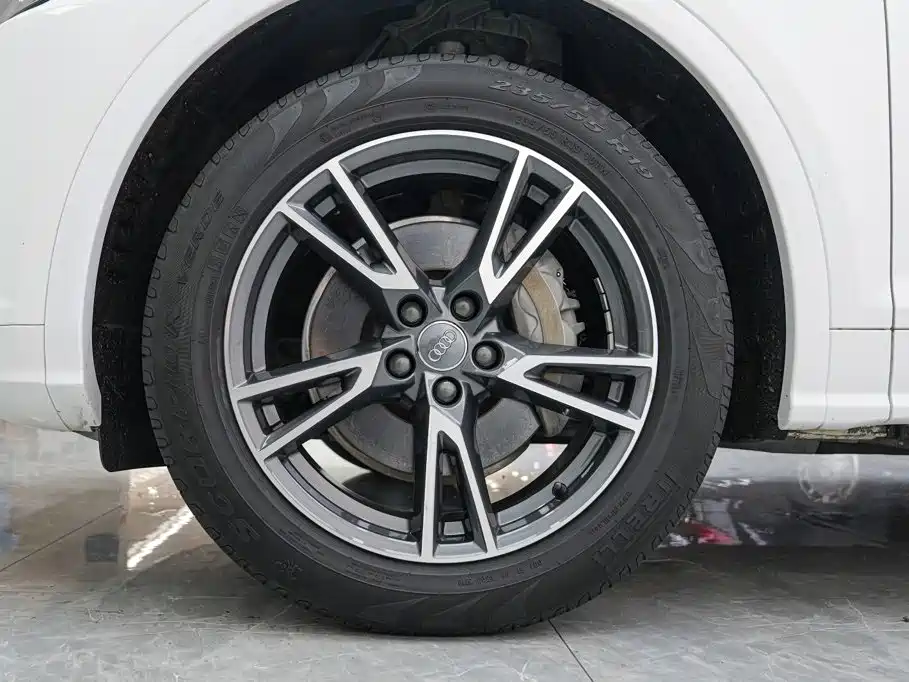 Audi Q5L — миниатюра 5